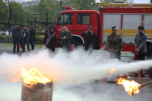 首页| 尊龙集团中国官方网站